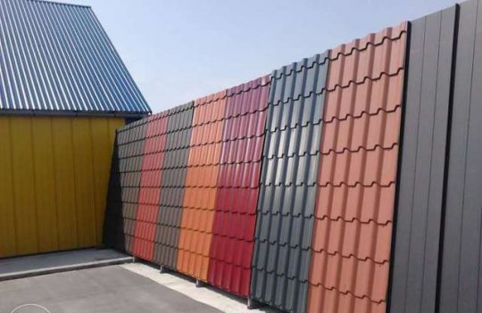 Cserepes- lemez minden szinből